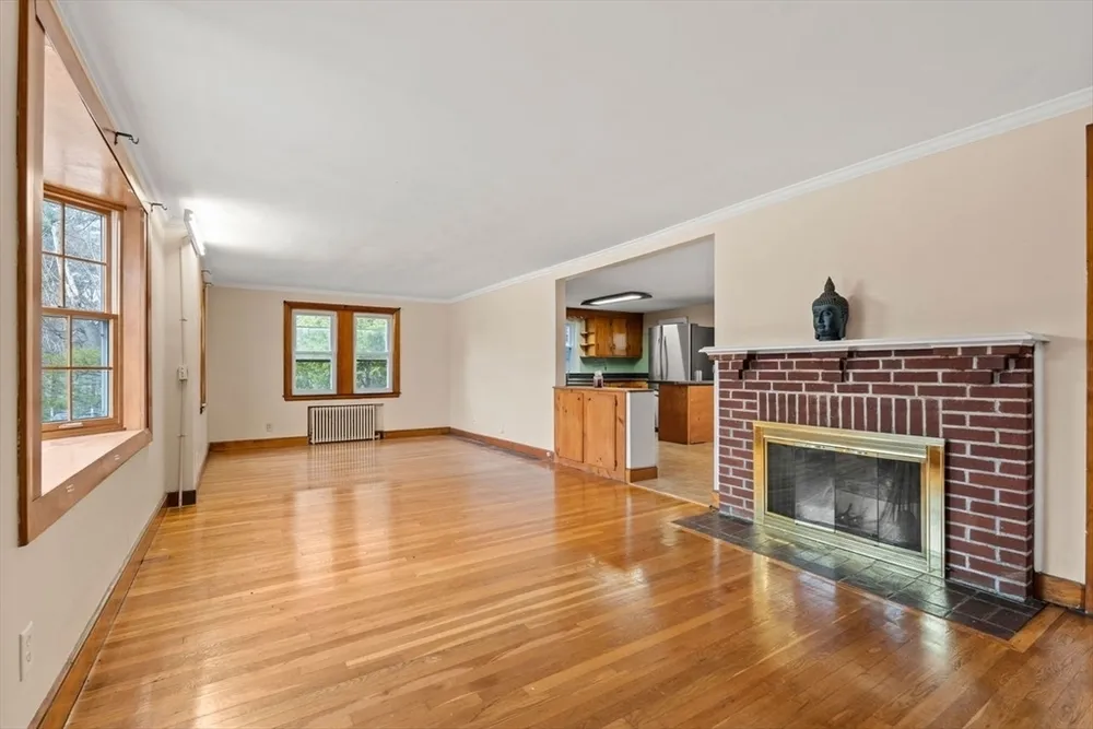380 Cross St, Winchester, MA 01890