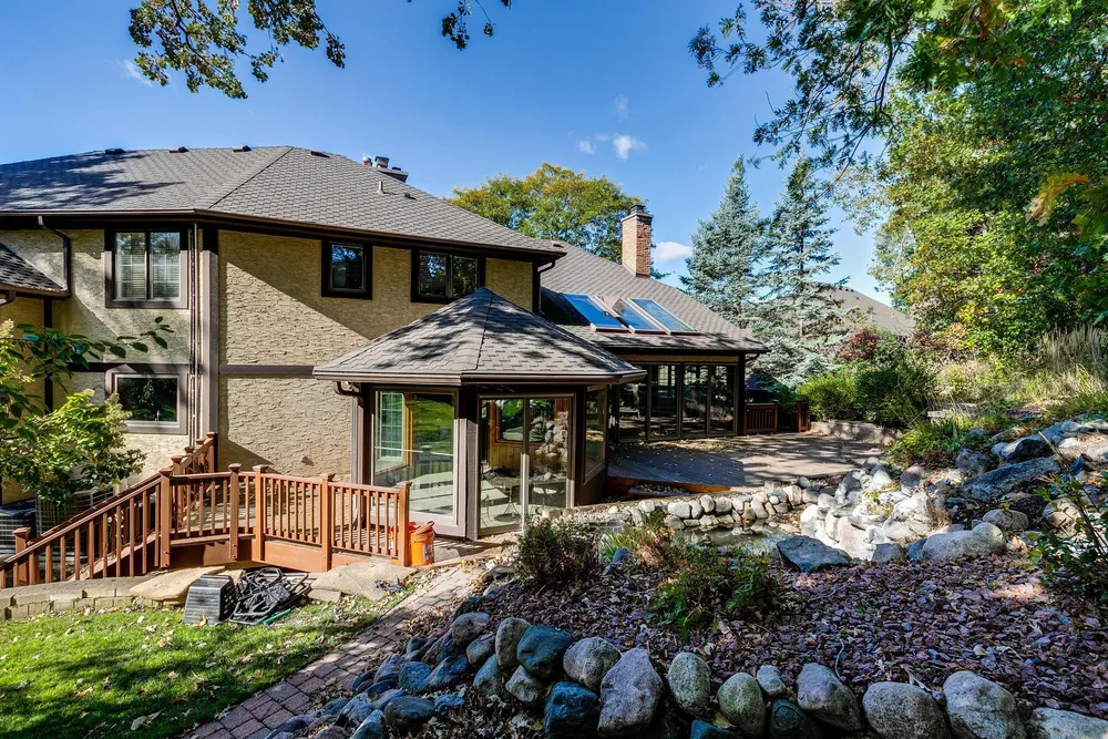 6175 Heather Pl NE, Fridley, MN 55432