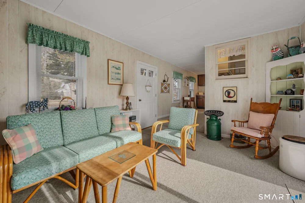 54 Sea Crest Ave, East Lyme, CT 06357