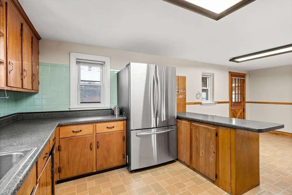 380 Cross St, Winchester, MA 01890
