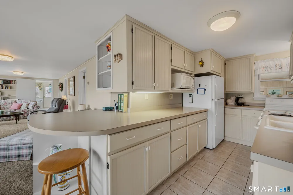 54 Sea Crest Ave, East Lyme, CT 06357