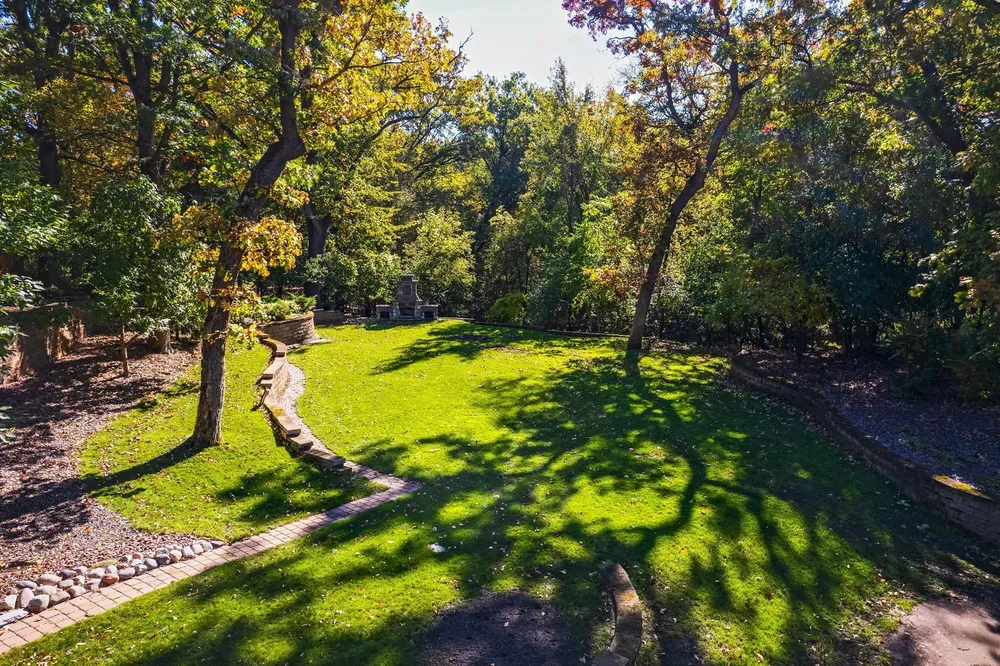 6175 Heather Pl NE, Fridley, MN 55432