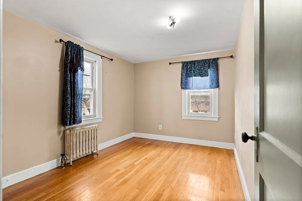 380 Cross St, Winchester, MA 01890