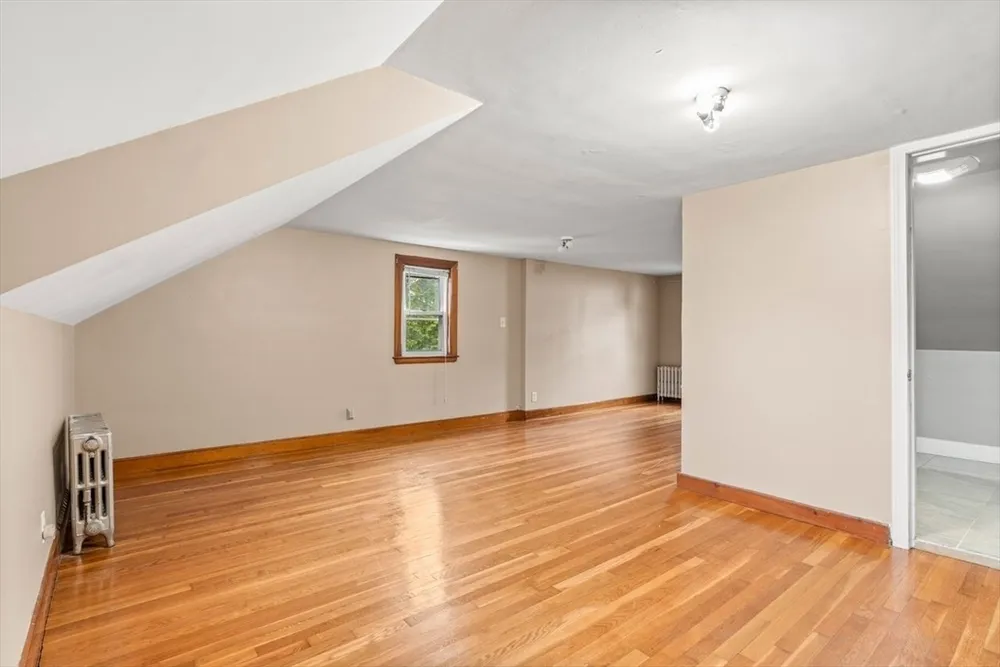 380 Cross St, Winchester, MA 01890