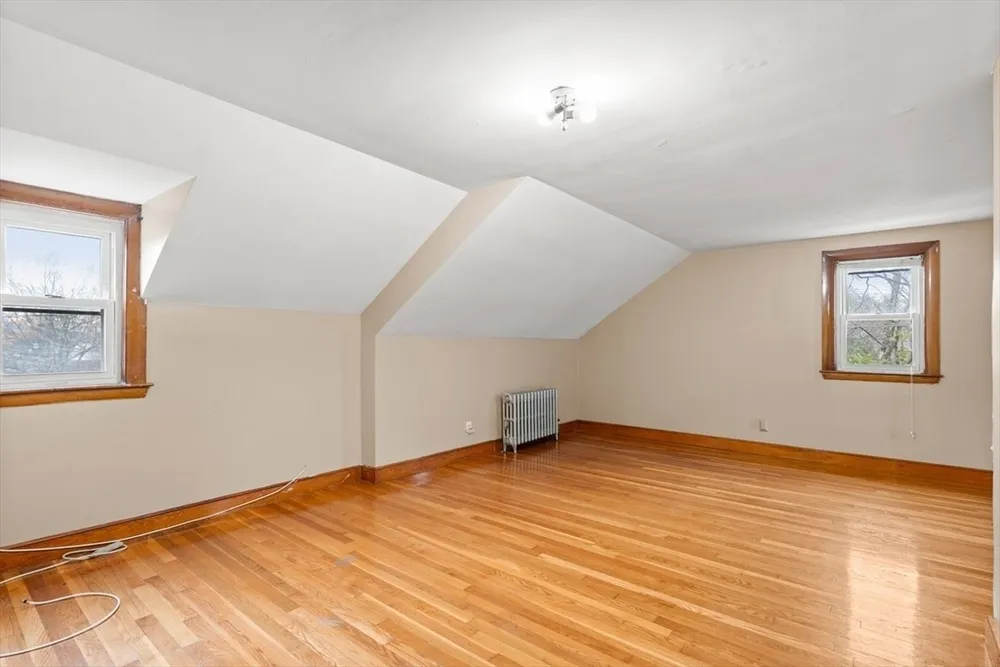 380 Cross St, Winchester, MA 01890