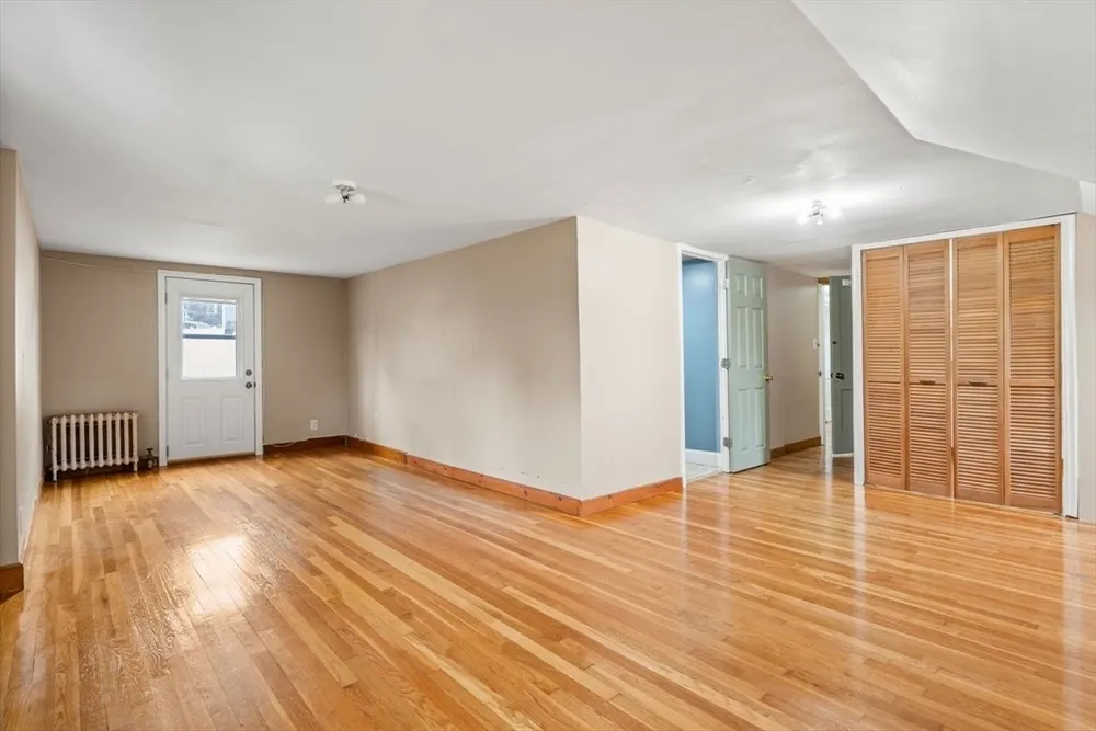 380 Cross St, Winchester, MA 01890