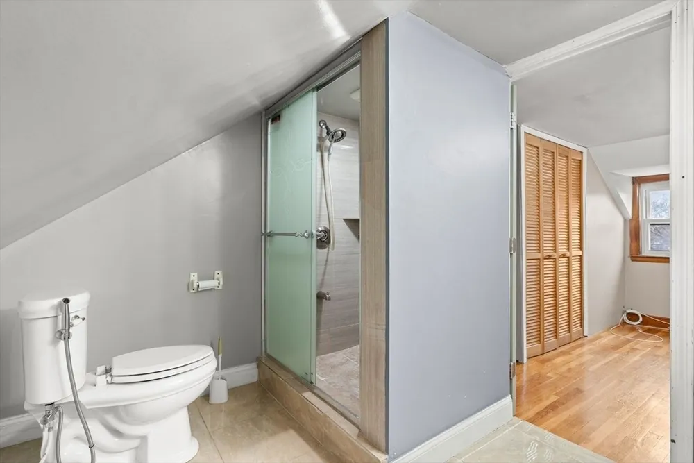 380 Cross St, Winchester, MA 01890
