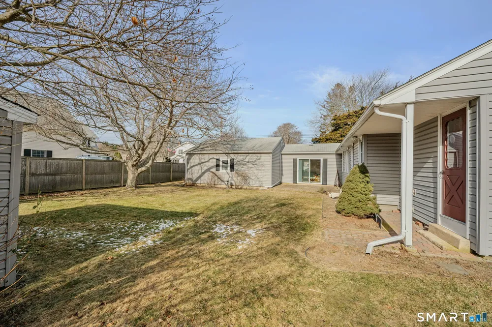 54 Sea Crest Ave, East Lyme, CT 06357