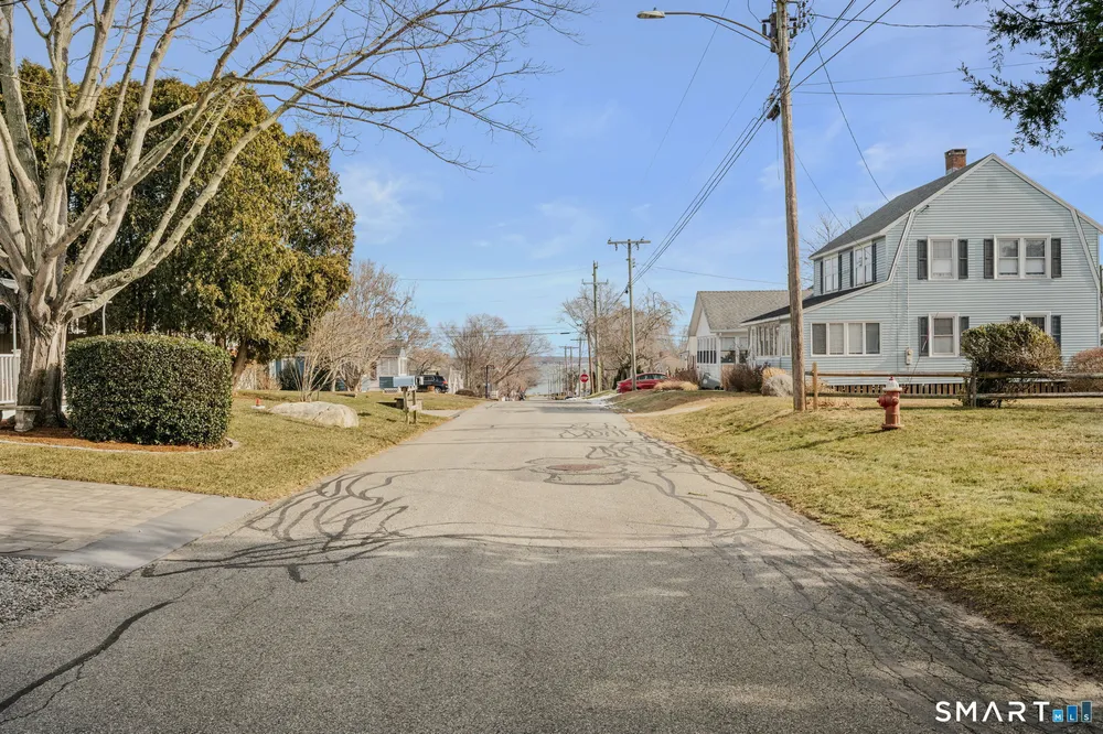54 Sea Crest Ave, East Lyme, CT 06357