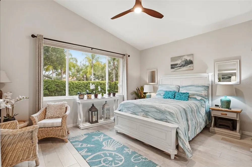 4222 65th Pl E, Sarasota, FL 34243