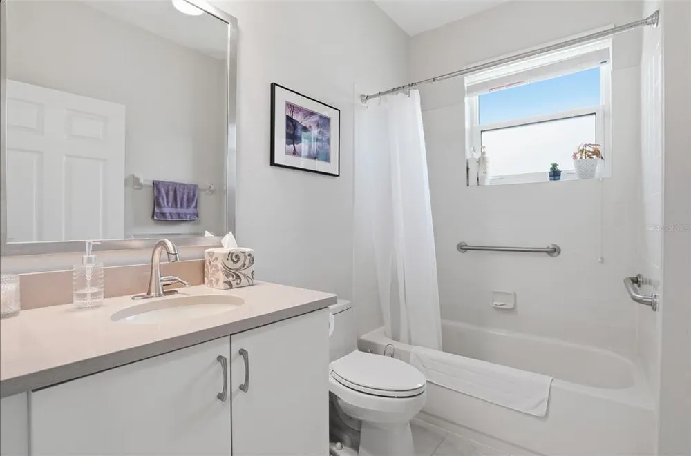 4222 65th Pl E, Sarasota, FL 34243