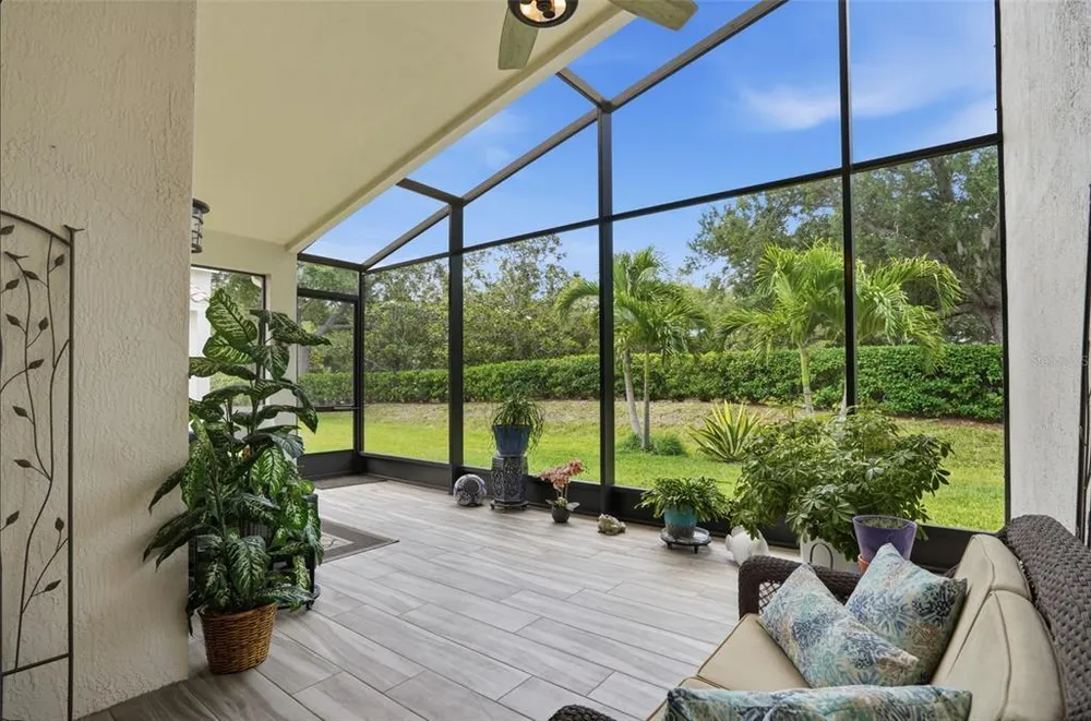 4222 65th Pl E, Sarasota, FL 34243