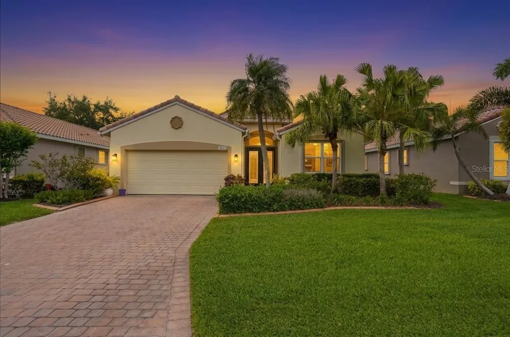4222 65th Pl E, Sarasota, FL 34243