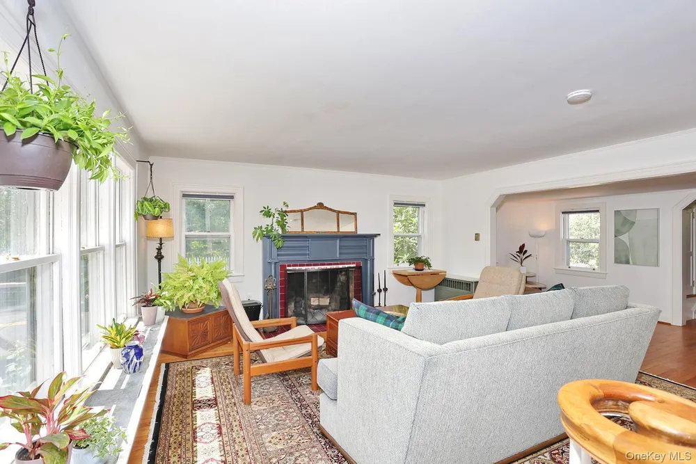 288 Buena Vista Rd, New City, NY 10956