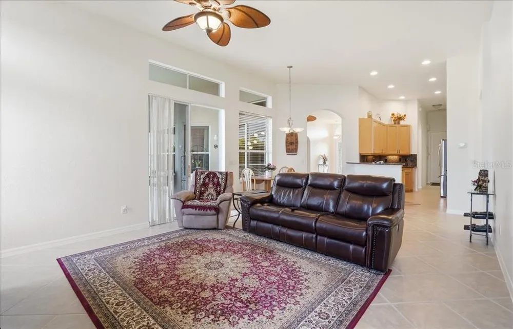 6558 41st Ct E, Sarasota, FL 34243