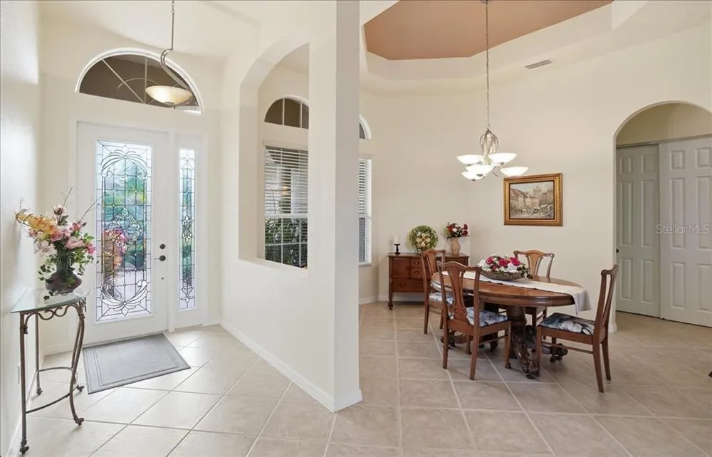 6558 41st Ct E, Sarasota, FL 34243