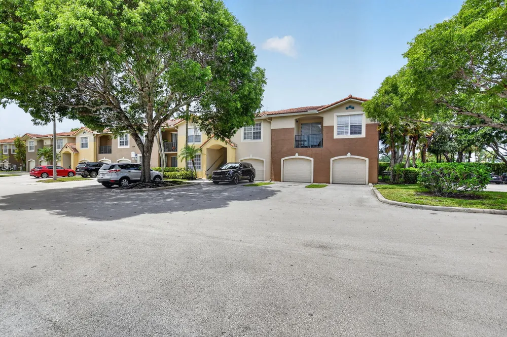 15085 Michelangelo Blvd, Delray Beach, FL 33446