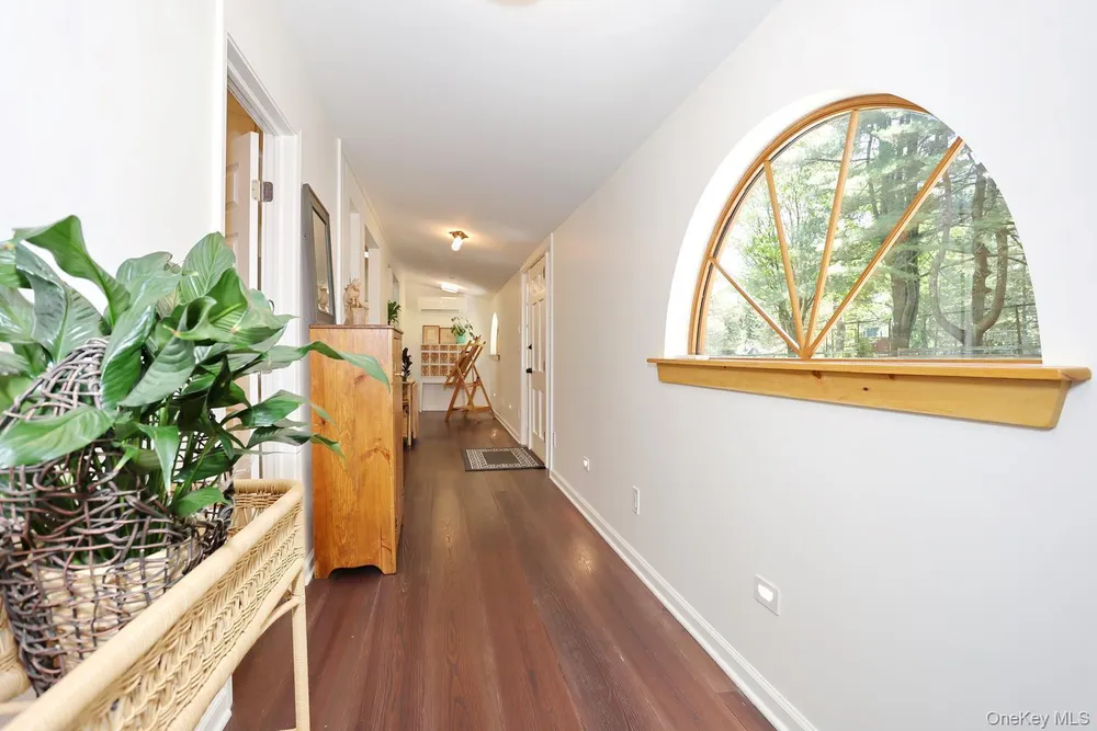 288 Buena Vista Rd, New City, NY 10956
