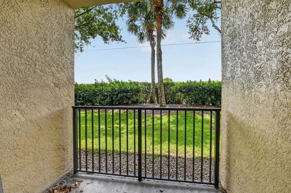 15085 Michelangelo Blvd, Delray Beach, FL 33446