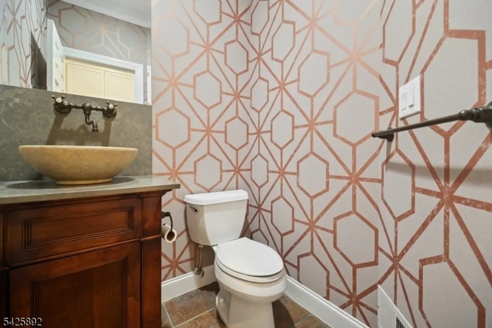 50 Sequoia Dr, Watchung, NJ 07069