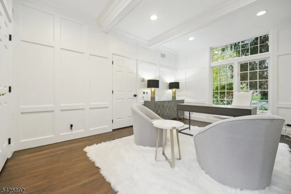 50 Sequoia Dr, Watchung, NJ 07069