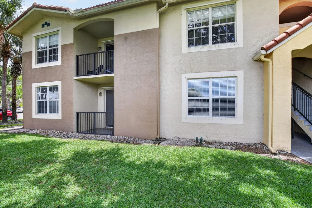 15085 Michelangelo Blvd, Delray Beach, FL 33446