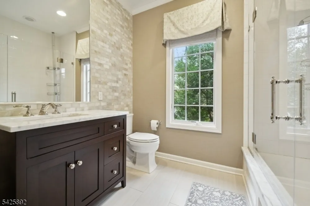 50 Sequoia Dr, Watchung, NJ 07069