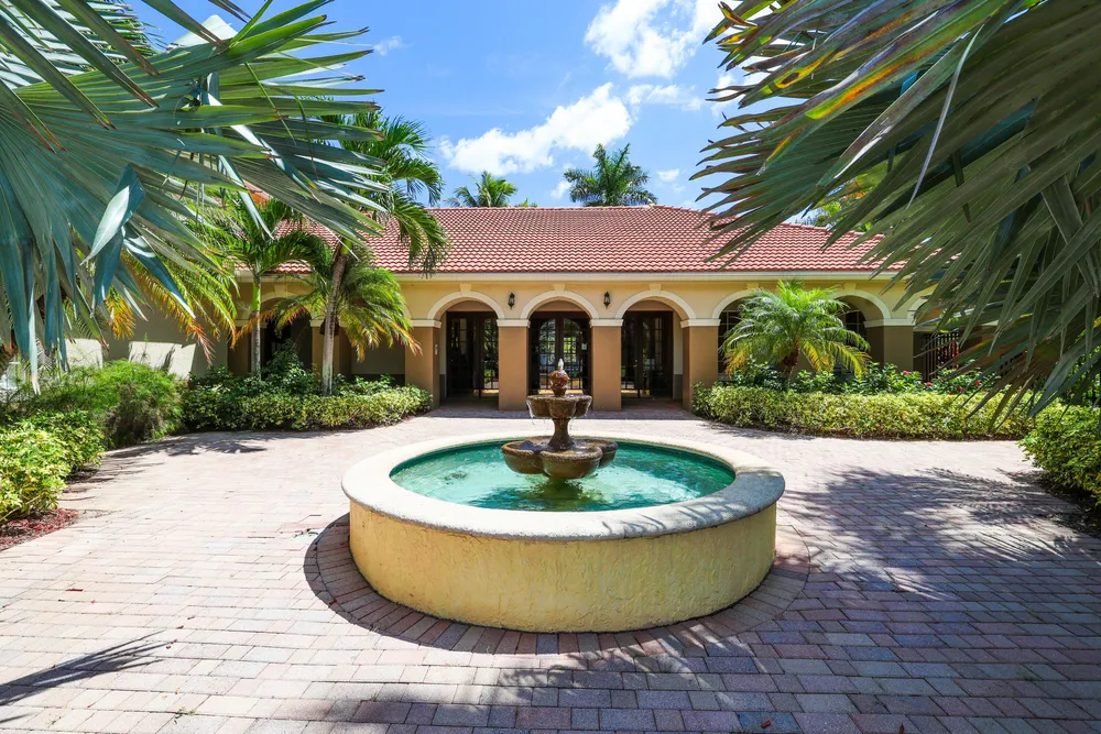 15085 Michelangelo Blvd, Delray Beach, FL 33446