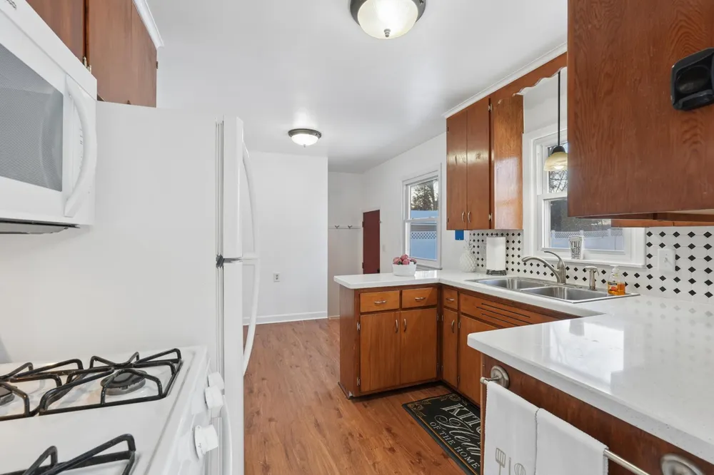 2174 County Road E E, White Bear Lake, MN 55110