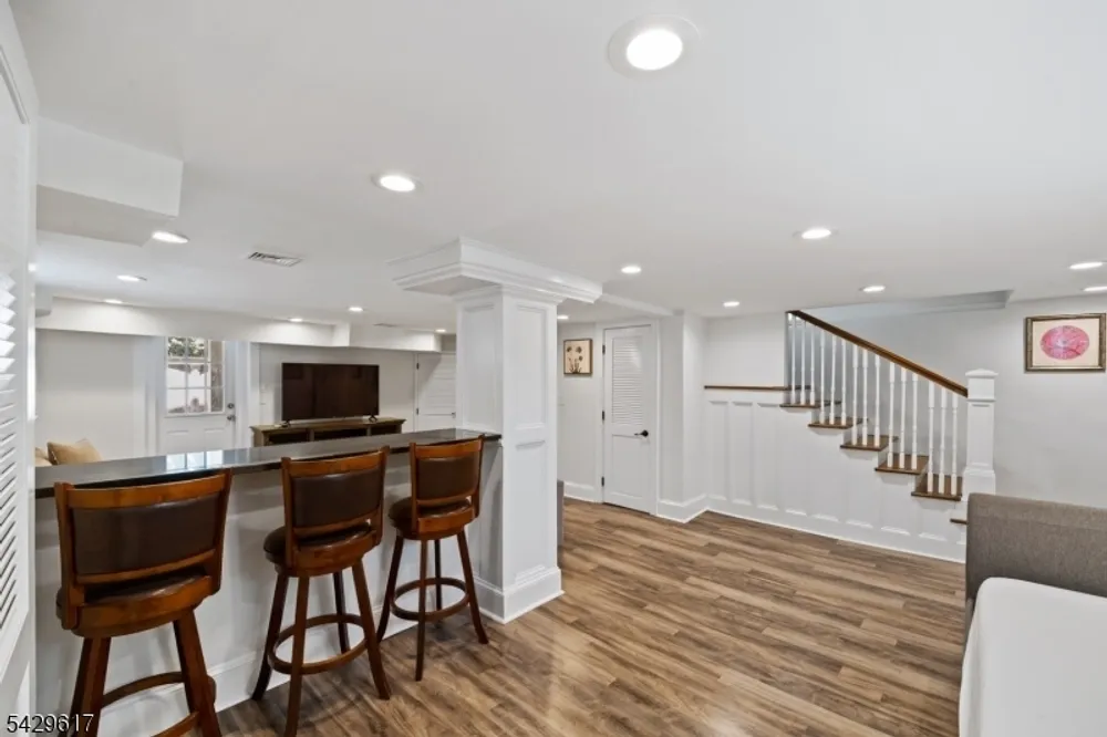 1012 Falls Terrace, Union, NJ 07083