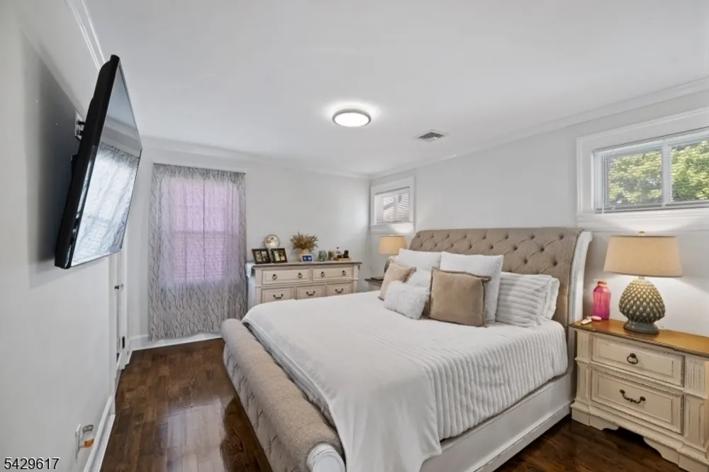 1012 Falls Terrace, Union, NJ 07083