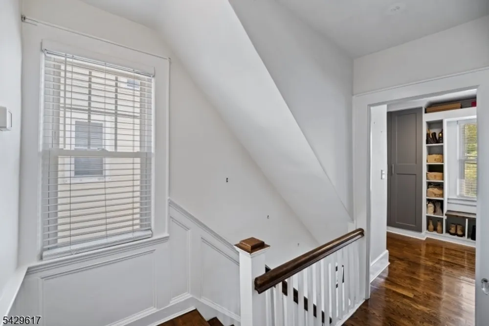 1012 Falls Terrace, Union, NJ 07083