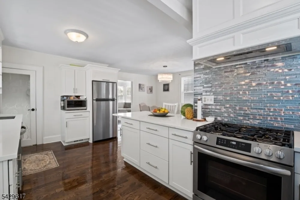 1012 Falls Terrace, Union, NJ 07083