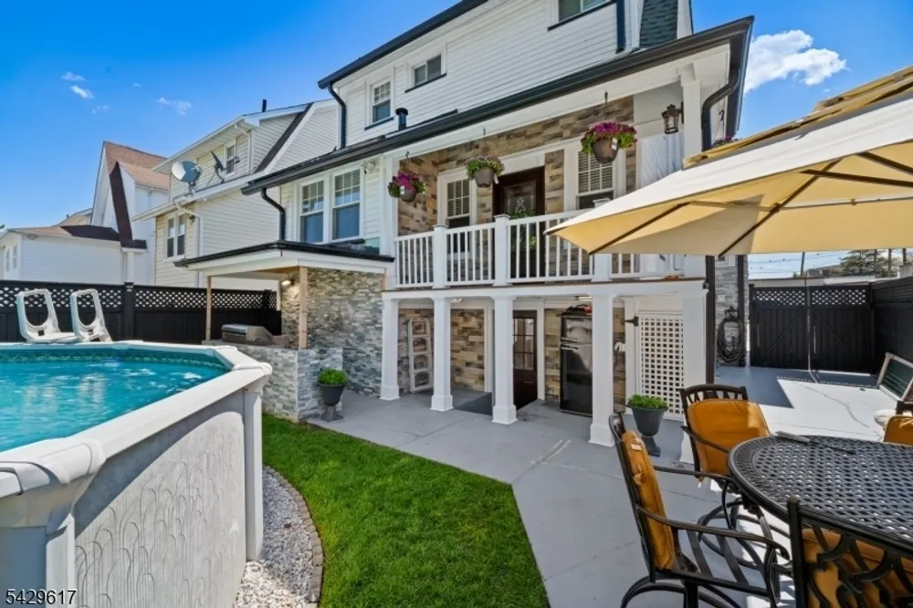 1012 Falls Terrace, Union, NJ 07083
