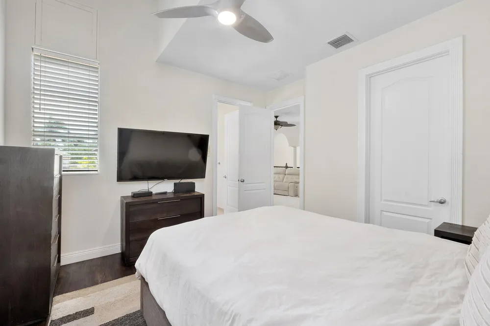 7169 NW 127th Way, Parkland, FL 33076