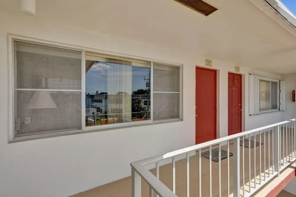 3120 Cynthia Ln, Lake Worth Beach, FL 33461