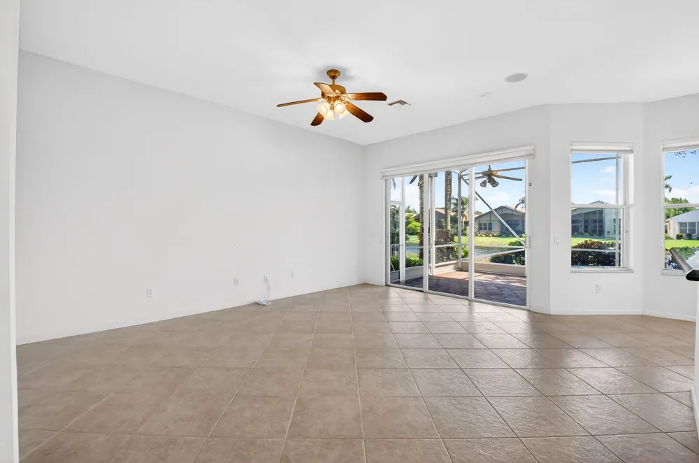 8198 Azure Coast Blvd, Lake Worth, FL 33467