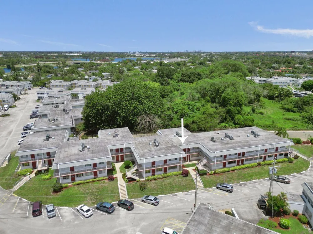 3120 Cynthia Ln, Lake Worth Beach, FL 33461