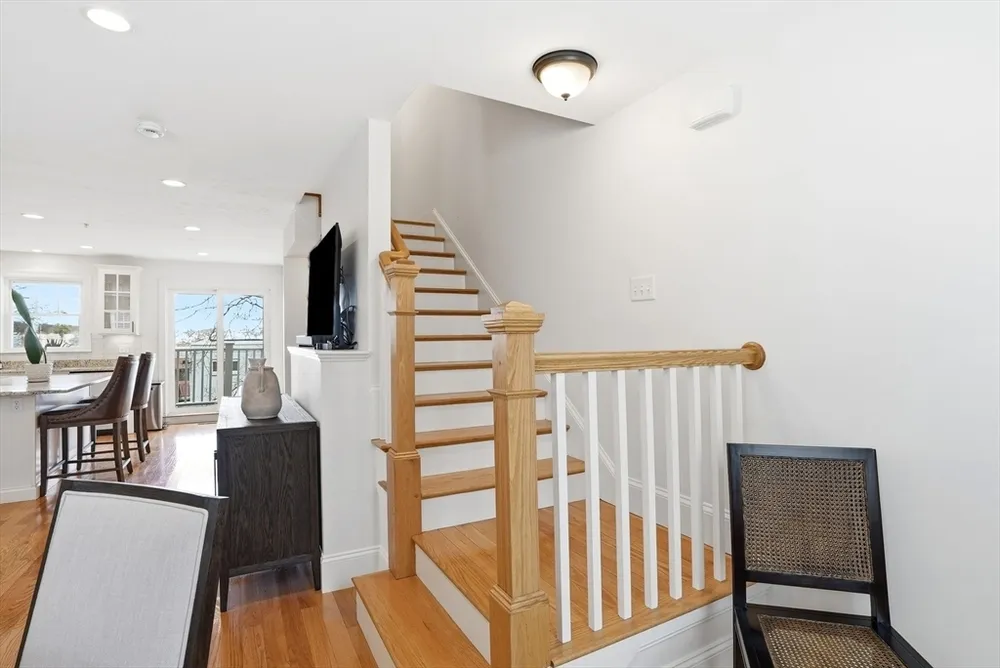 9 Park St, Boston, MA 02122