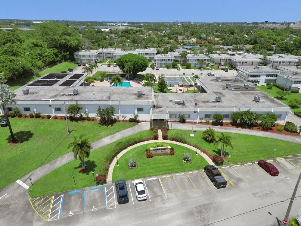 3120 Cynthia Ln, Lake Worth Beach, FL 33461