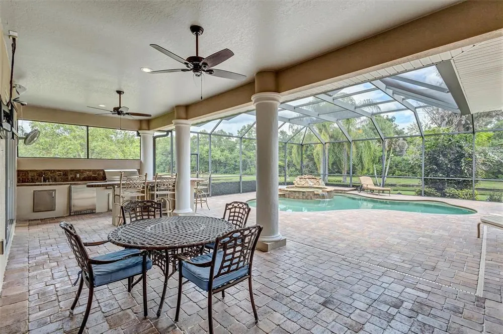 2310 141st St E, Bradenton, FL 34212