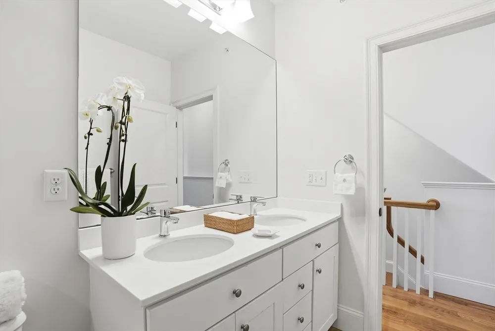 9 Park St, Boston, MA 02122