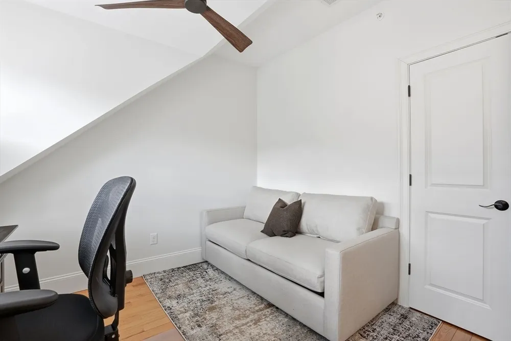 9 Park St, Boston, MA 02122
