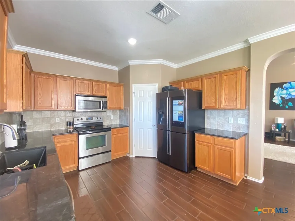 4703 Golden Gate Dr, Killeen, TX 76549