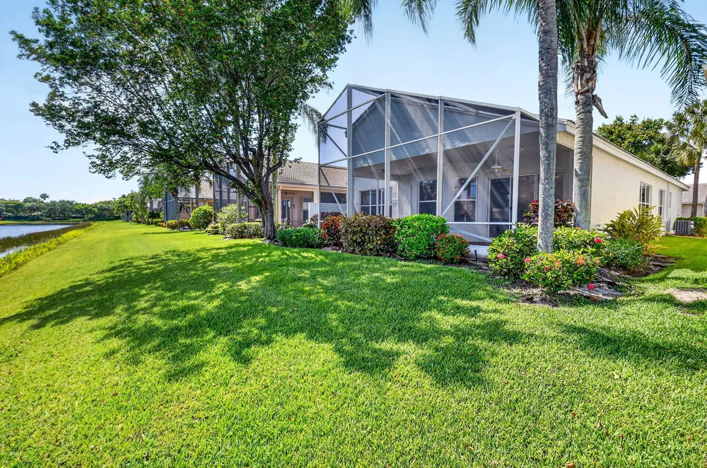 8198 Azure Coast Blvd, Lake Worth, FL 33467