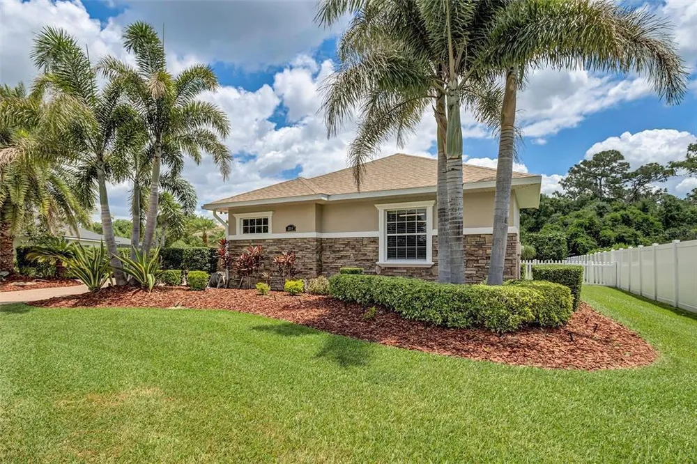 2310 141st St E, Bradenton, FL 34212