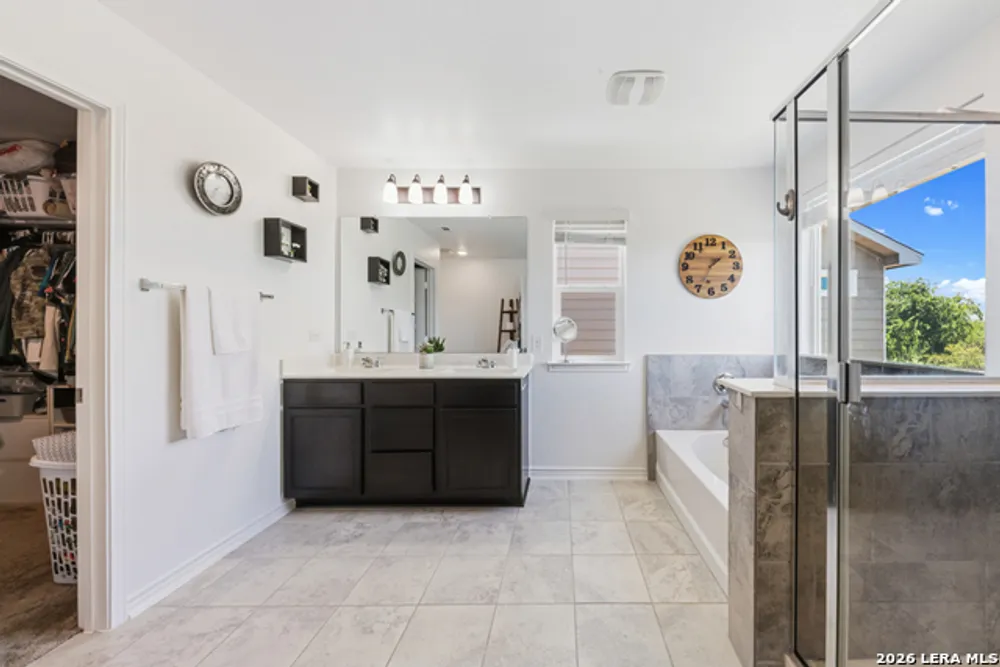 11327 October Stead, San Antonio, TX 78254