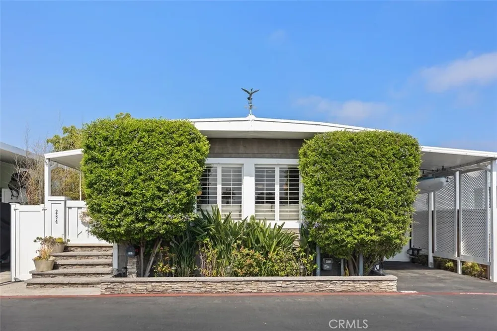 264 Mayflower Dr, Newport Beach, CA 92660