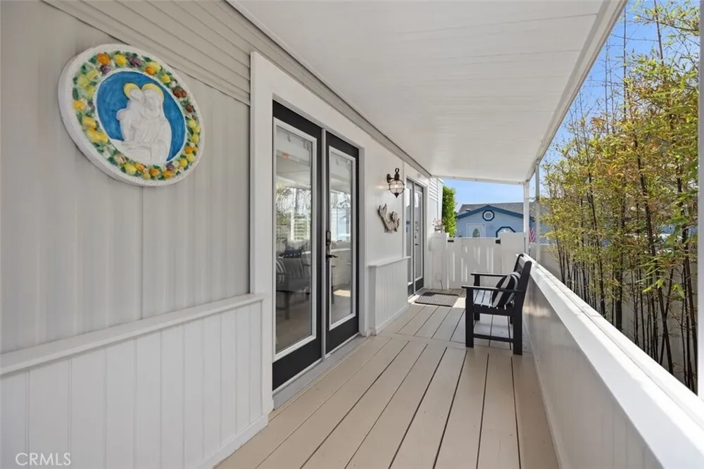 264 Mayflower Dr, Newport Beach, CA 92660