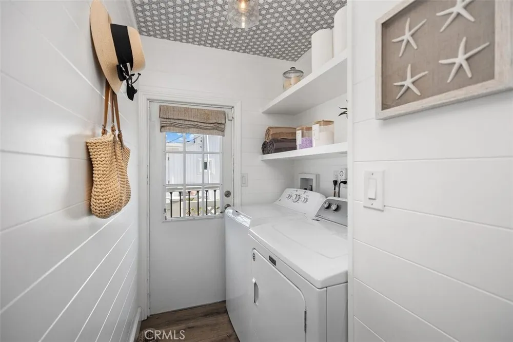 264 Mayflower Dr, Newport Beach, CA 92660